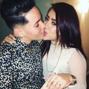 Meet your Posher, Bella